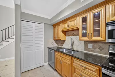 382 Golfview Road #C, North Palm Beach, FL 33408 - Photo 15