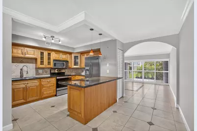 382 Golfview Road #C, North Palm Beach, FL 33408 - Photo 9