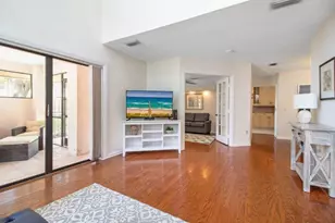 360 Prestwick Cir, Palm Beach Gardens, FL 33418 - Photo 5