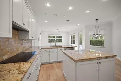 12285 Aviles Circle, Palm Beach Gardens, FL 33418 - Photo 25