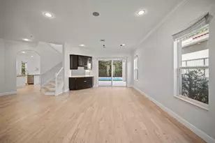 12285 Aviles Cir, Palm Beach Gardens, FL 33418 - Photo 9