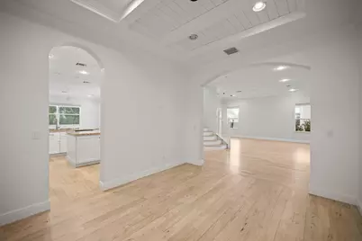 12285 Aviles Circle, Palm Beach Gardens, FL 33418 - Photo 15