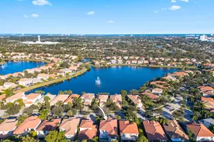 12285 Aviles Cir, Palm Beach Gardens, FL 33418 - Photo 47