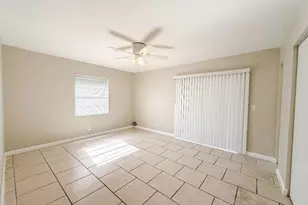 2682 Hinda Rd, West Palm Beach, FL 33403 - Photo 5