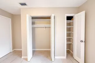 2682 Hinda Rd, West Palm Beach, FL 33403 - Photo 9