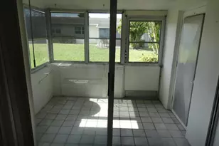 2527 W Emory Dr, West Palm Beach, FL 33415 - Photo 7