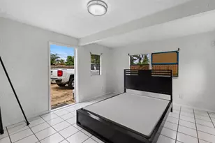 173 SE Placita Ct, Port Saint Lucie, FL 34983 - Photo 11