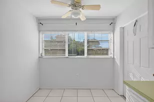 8351 Sands Point Blvd, Tamarac, FL 33321 - Photo 11