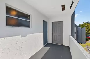 8351 Sands Point Blvd, Tamarac, FL 33321 - Photo 29