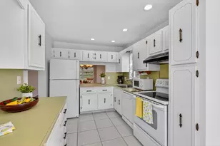 8351 Sands Point Blvd, Tamarac, FL 33321 - Photo 13