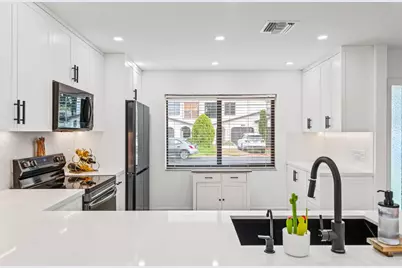 23368 SW 53rd Avenue #C, Boca Raton, FL 33433 - Photo 5