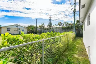 711 Truman Ave, Lake Worth Beach, FL 33460 - Photo 5