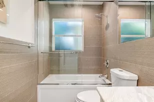 831 Dover St, Boca Raton, FL 33487 - Photo 43