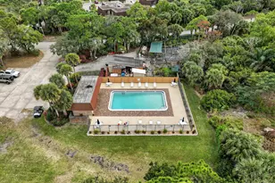 5612 SE Riverboat Dr, Stuart, FL 34997 - Photo 33