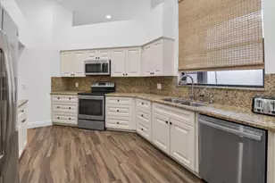 2437 NW 64th St, Boca Raton, FL 33496 - Photo 15