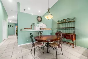 155 N Lakeshore Dr, Hypoluxo, FL 33462 - Photo 13