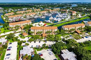 901 Seafarer Cir, Jupiter, FL 33477 - Photo 23