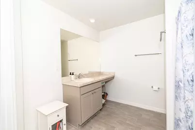 684 SE Crescent Avenue, Port Saint Lucie, FL 34984 - Photo 19