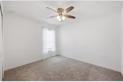 684 SE Crescent Avenue, Port Saint Lucie, FL 34984 - Photo 23