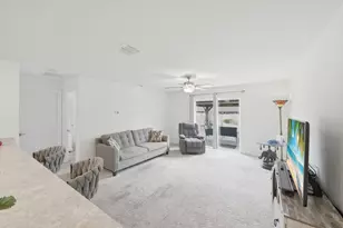 684 SE Crescent Ave, Port Saint Lucie, FL 34984 - Photo 15