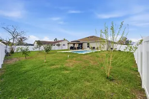 684 SE Crescent Ave, Port Saint Lucie, FL 34984 - Photo 33