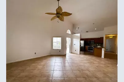 10638 Lake Shore Drive, Wellington, FL 33414 - Photo 11