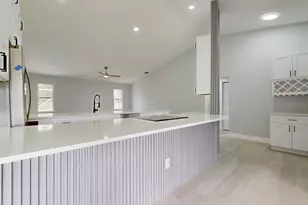 125 NE Jettie Terrace, Port Saint Lucie, FL 34983 - Photo 9