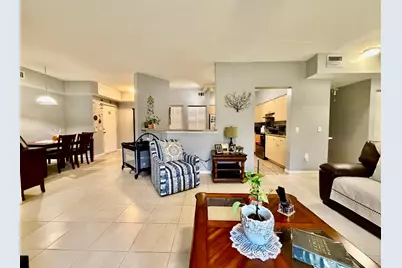 330 Crestwood Circle N #202, Royal Palm Beach, FL 33411 - Photo 9