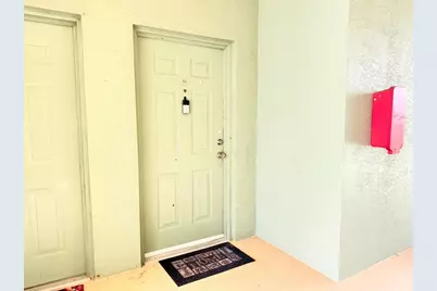 330 Crestwood Circle N #202, Royal Palm Beach, FL 33411 - Photo 7