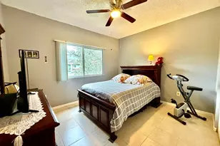 330 Crestwood Circle N, Royal Palm Beach, FL 33411 - Photo 23