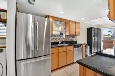 5812 Thisledown Court, West Palm Beach, FL 33415 - Photo 7