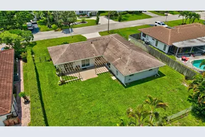 254 NW 11th Avenue, Boca Raton, FL 33486 - Photo 9