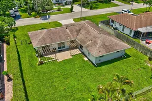 254 NW 11th Ave, Boca Raton, FL 33486 - Photo 9