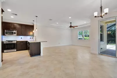 4559 Cadiz Circle, Palm Beach Gardens, FL 33418 - Photo 7