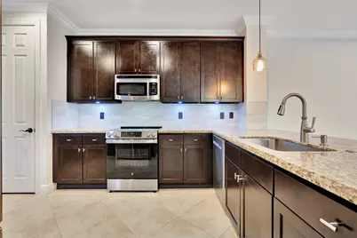 4559 Cadiz Circle, Palm Beach Gardens, FL 33418 - Photo 9