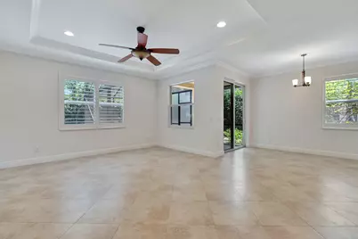 4559 Cadiz Circle, Palm Beach Gardens, FL 33418 - Photo 15