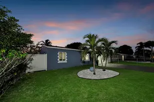 3331 Lake Ave, West Palm Beach, FL 33405 - Photo 29
