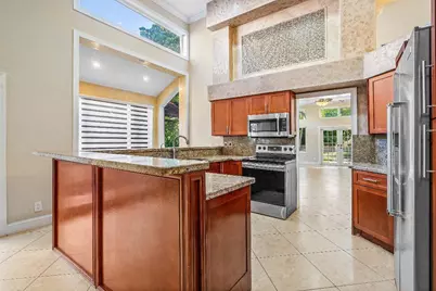 10017 NW 4th Street, Plantation, FL 33324 - Photo 13