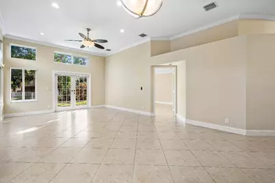 10017 NW 4th Street, Plantation, FL 33324 - Photo 7