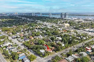 711 36th St, West Palm Beach, FL 33407 - Photo 13