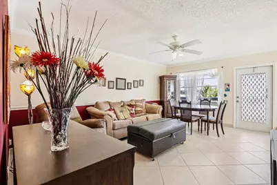 104 Oakridge #H, Deerfield Beach, FL 33442 - Photo 1