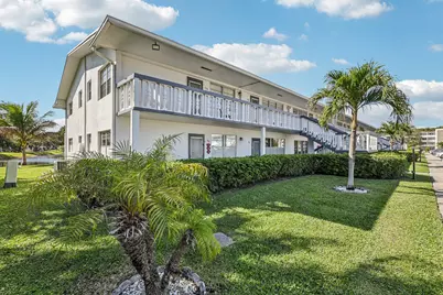 104 Oakridge #H, Deerfield Beach, FL 33442 - Photo 3