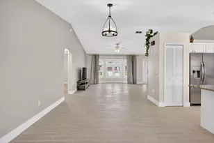 320 NE Surfside Ave, Port Saint Lucie, FL 34983 - Photo 11