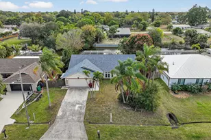 320 NE Surfside Ave, Port Saint Lucie, FL 34983 - Photo 51