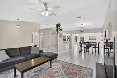 320 NE Surfside Avenue, Port Saint Lucie, FL 34983 - Photo 7