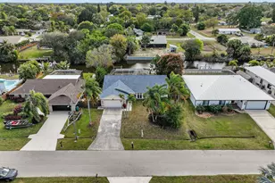 320 NE Surfside Ave, Port Saint Lucie, FL 34983 - Photo 55