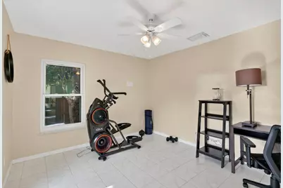 320 NE Surfside Avenue, Port Saint Lucie, FL 34983 - Photo 21
