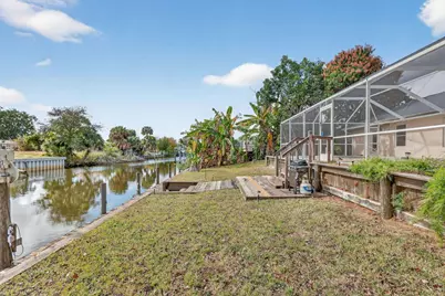 320 NE Surfside Avenue, Port Saint Lucie, FL 34983 - Photo 51