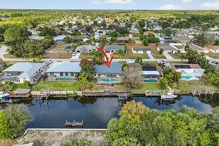 320 NE Surfside Ave, Port Saint Lucie, FL 34983 - Photo 59