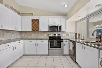 320 NE Surfside Avenue, Port Saint Lucie, FL 34983 - Photo 17